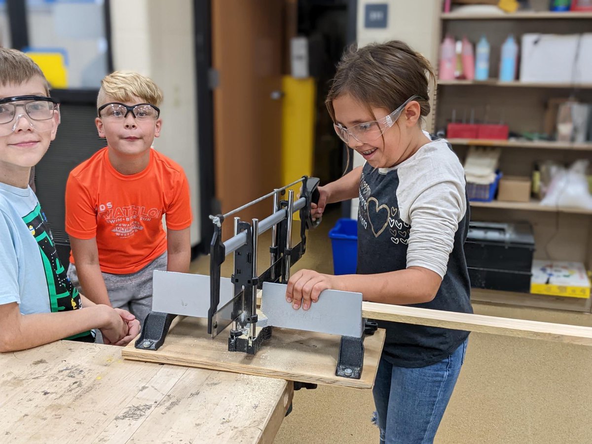 LakeDenoon's tweet photo. 5th Grade students in Technology Explorations are learning how to safely use a miter box saw. Our students are "a cut above"! #TimberwolfWay https://t.co/2di53frpwb