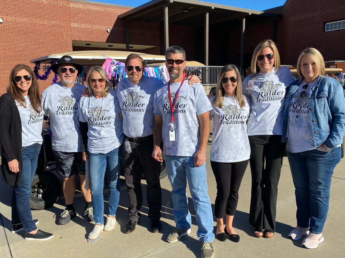 athrower's tweet photo. So glad our 8th grade Patriots got to experience the NFHS Homecoming parade today! We love getting them excited for high school! Thank you @BobCarnaroli for hosting us! #northunited 
#libertyms https://t.co/jeL9c5Xk13