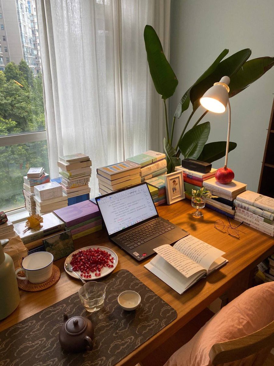 future1hy's tweet photo. Working from home today, I love it https://t.co/WZOep8fToF