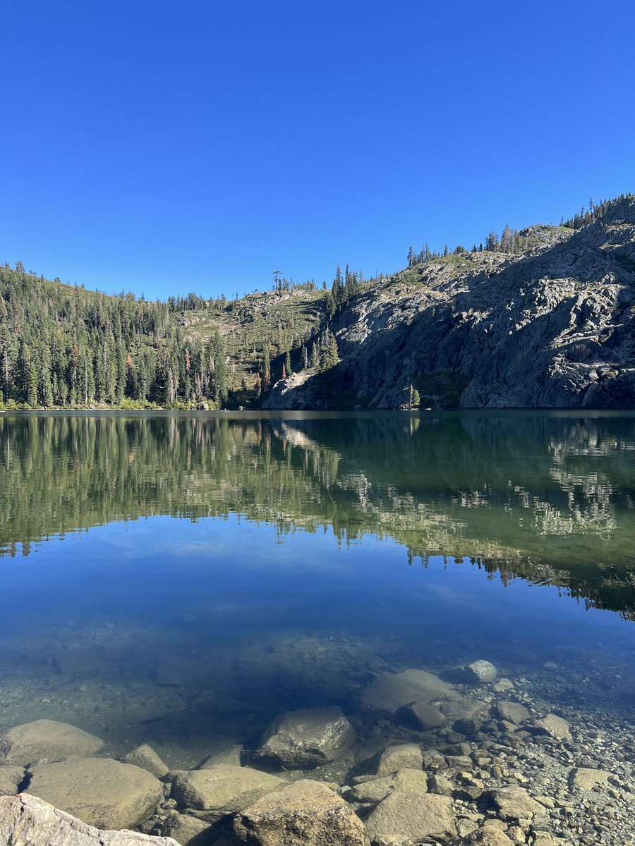 Cold Creek Inn tweet media