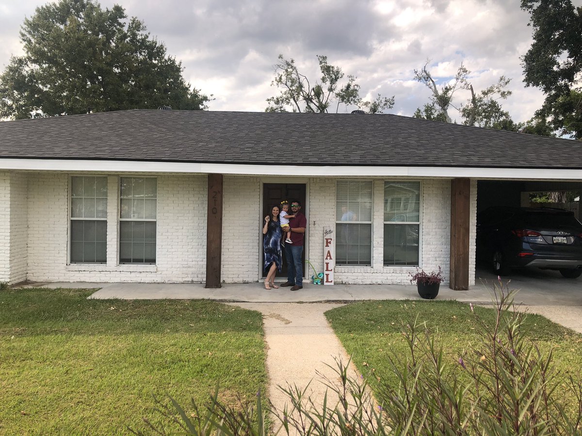 jenbrooke7's tweet photo. bought our first home🥹🏡🤍 so thankful &amp; blessed! https://t.co/ywrbalTvEK