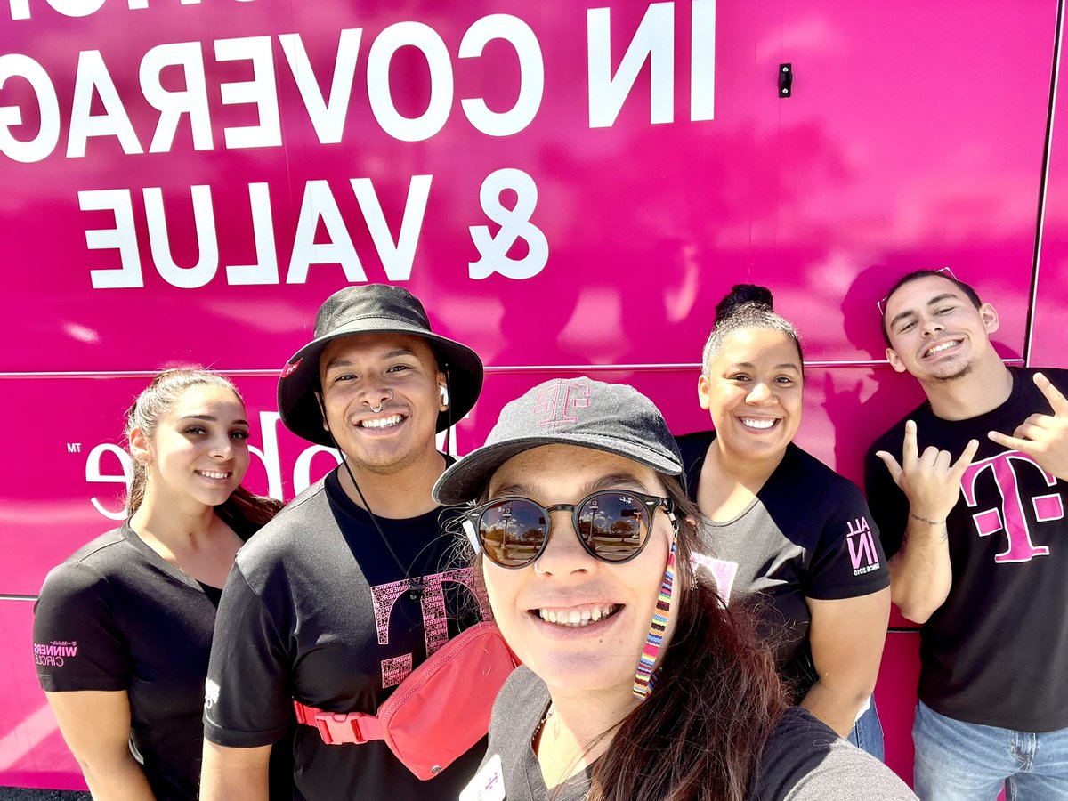 So excited that we found a meeting point (unintentionally) before heading down to support our communities affected by hurricane Ian! <a href="/brittheidler/">Brittany Heidler</a> <a href="/sarahjwood15/">sarah wood</a>