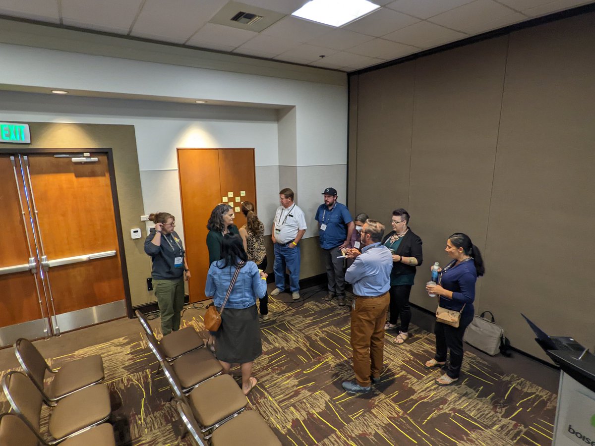 URISAVC's tweet image. Beginning an #affinitymapping exercise 

What keeps you from doing your work?