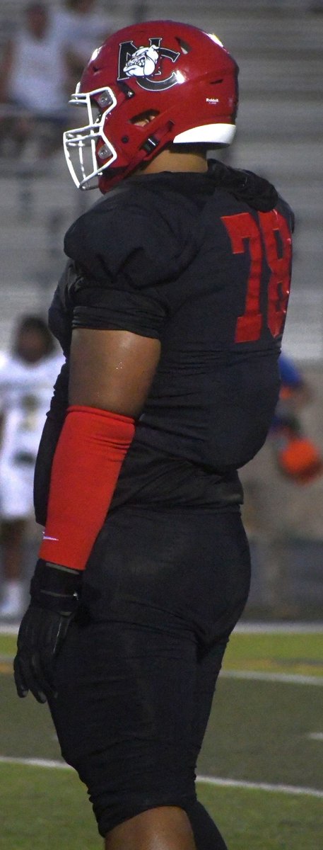 Lysander Moeolo <a href="/LMoeolo/">Lysander Moeolo</a> @ Navarro JuCo <a href="/NCDAWGPOUND/">Navarro Football</a> picks up <a href="/CSUFootball/">Colorado State Football</a> Offer <a href="/coachryantaylor/">Ryan Taylor</a>