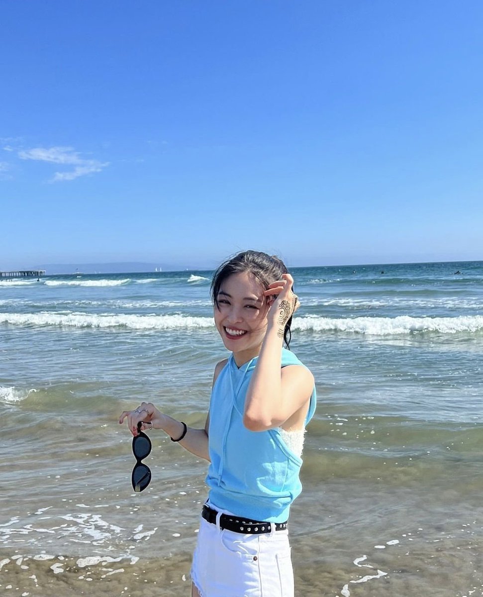 hopestrials's tweet photo. hello! nuri here, your local lighthouse keeper. looking for new moots to bug. leave a trace and i'll come find you.

[ #krp #itzyrp #krp21 #kpoprp #openrp @flrpverse @krpverse @englishrpers @ocrpbuddies ] https://t.co/McmaxZxAmF