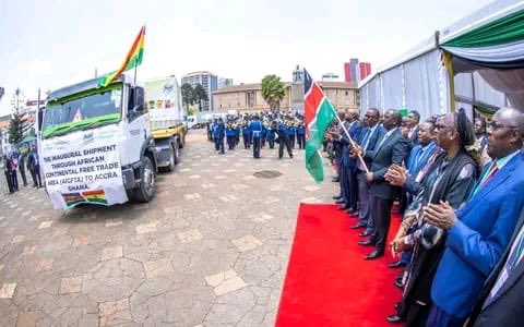 Today I took part in a historic event, a momentous ceremony took place in Nairobi: the first shipment under the #AfCFTA
Under the leadership of H.E. <a href="/WilliamsRuto/">William Samoei Ruto, PhD</a> the first consignment under the Agreement was shipped to Ghana. <a href="/KetepaLtd/">Kenya Tea Packers</a> exported tea under the #AfCFTA preferences