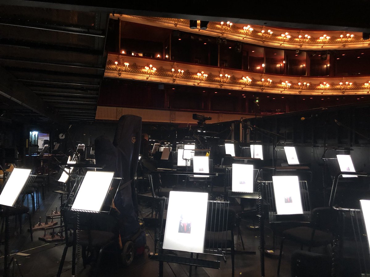 SebChonion's tweet photo. Tonight from @RoyalOperaHouse we stream live into 1000 cinemas worldwide the season’s Ballet opening of #ROHmayerling (Liszt, arr. Lanchbery). 
As HM Elisabeth II was the patron of @TheRoyalBallet the show is dedicated to her and the Orchestra will play the Anthem https://t.co/OSCx5UNd7b