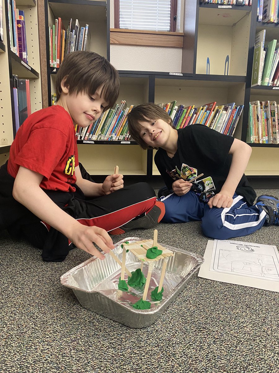 InspireSHSD's tweet photo. Ms. Merritt &amp; Ms. Fletcher used the Inspire Lab today to build houses to survive a category 5 hurricane! The storm is coming in over @SaltarsP this evening &amp; is expected to hit land tomorrow morning. Stay tuned to see how their houses do in the storm! @steillyschools1 https://t.co/c9T7CKZdSS