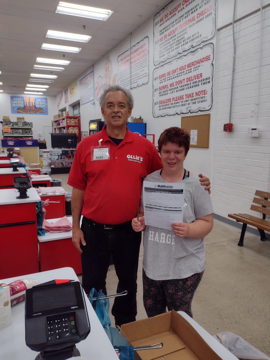 EVC_OakRidge's tweet photo. October is National Disability Employment Awareness Month! We appreciate our community partners who employ the people we support. To partner with us by hiring someone, please contact Daisy Pratt at daisy.pratt@evcmail.org . #NDEAM #EmoryValleyCenter https://t.co/DIk4HVgGz3