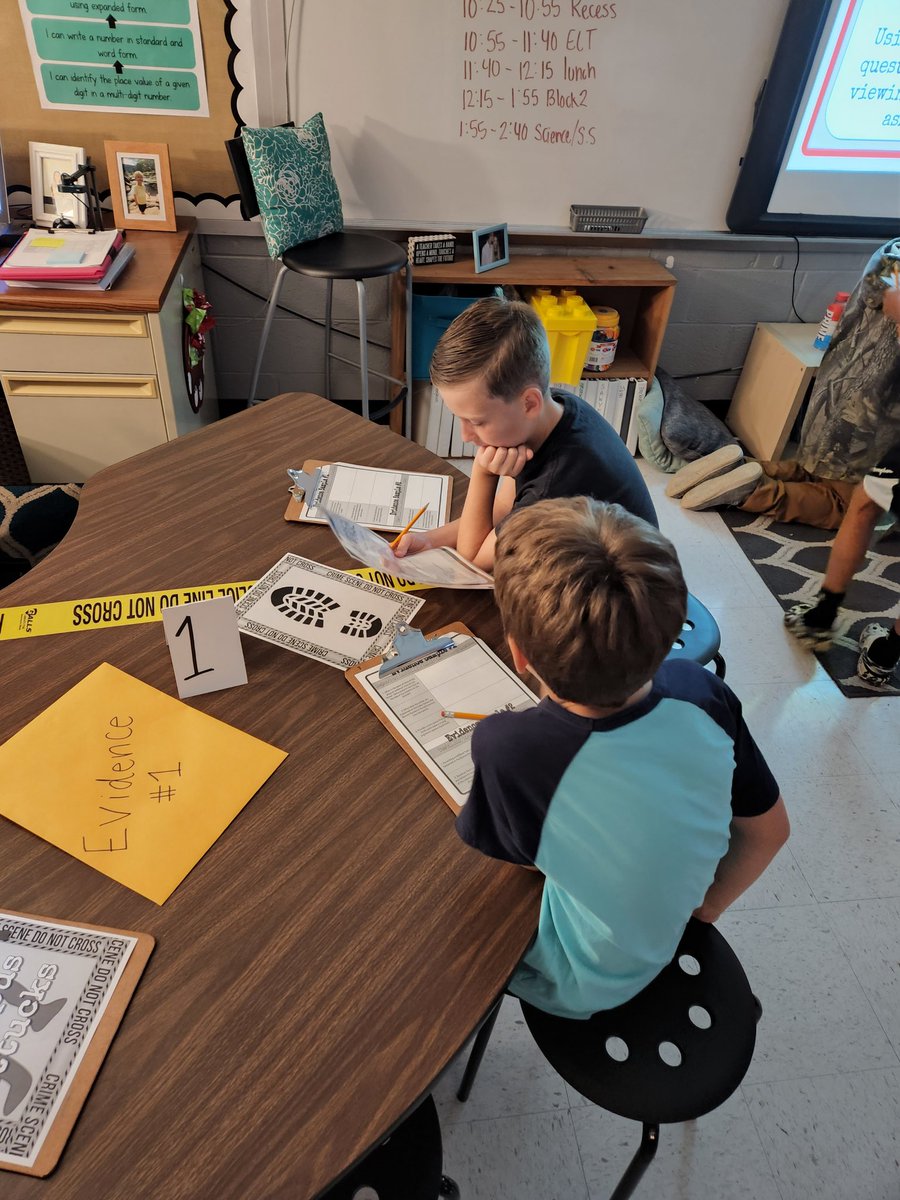 MsLCunningham's tweet photo. We had a great time reading historical perspectives of the Boston Massacre today and acting as Crime Scene Investigators!

@WestSideETweet1 
@CatoosaSchools https://t.co/RXKbTYn9Sn