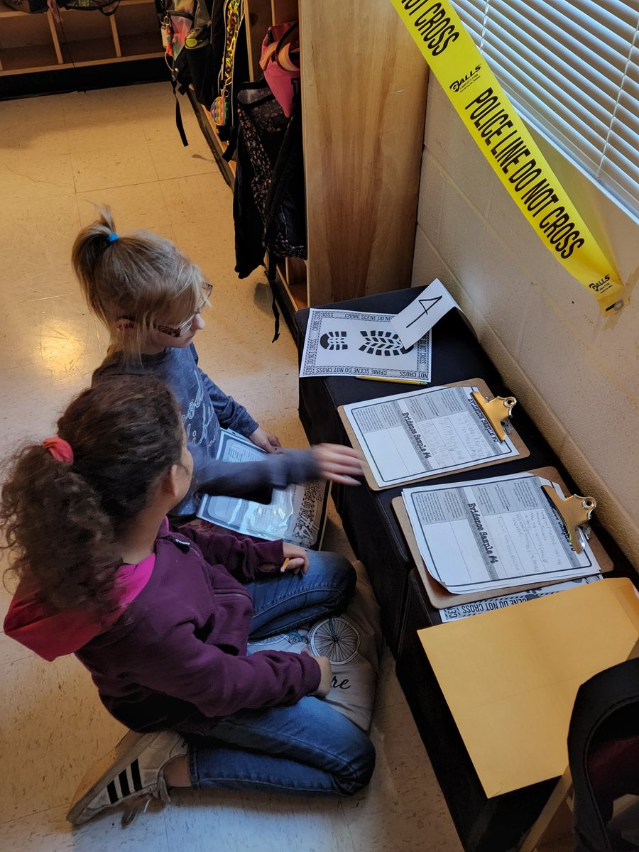 MsLCunningham's tweet photo. We had a great time reading historical perspectives of the Boston Massacre today and acting as Crime Scene Investigators!

@WestSideETweet1 
@CatoosaSchools https://t.co/RXKbTYn9Sn