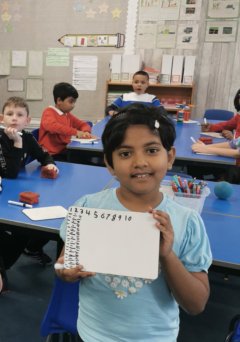 Mrs Thomson tweet media