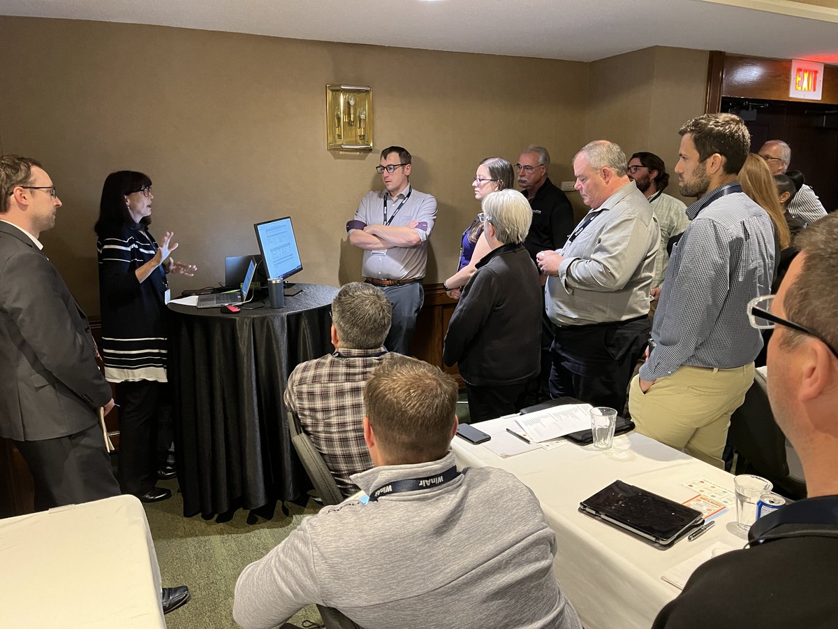 WinAir_Software's tweet photo. 💻 Our #WinAirVersion7 demo stations have been a huge hit at this year's 🛠️#WinAirUserSummit! In these images, clients review new #Software enhancements presented by #WinAir Product Specialists and #AircraftServices team members—#Read: https://t.co/uSDDgmOSys #AircraftMaintenance https://t.co/6mO9rzOob8