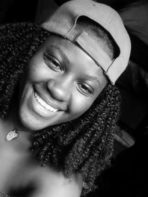 DaisyKwagala's tweet photo. To all the makererenians  en non makererenians have a blessed nyt as well as keep smile on 🙂🙂🙂 https://t.co/KqMDLUs5Zm