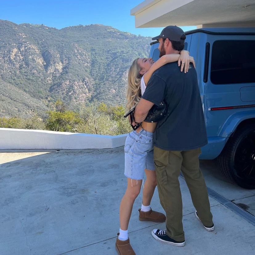 romsthinker's tweet image. daisycalloway via instagram: “trying to climb him like he's my personal mountain.”