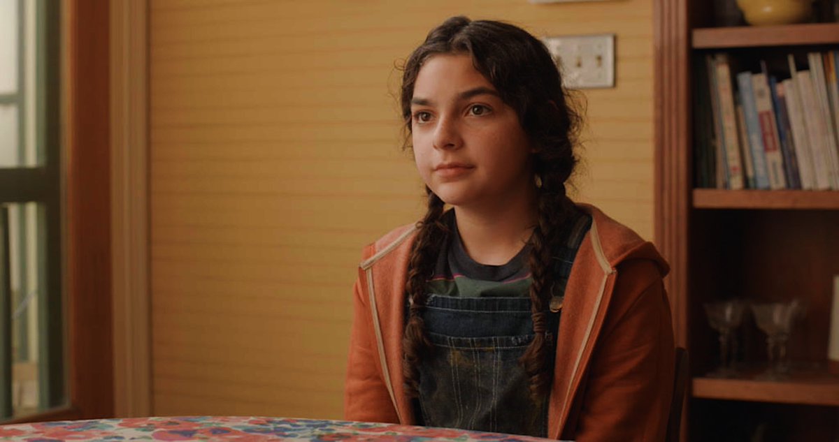 sarahcorean's tweet photo. i’ve posted em everywhere else so here they are for u as well, screen grabs from my latest short film EGGS!! and boy are they pretty!!!

shot by Joey Hunt, lit by Ethan Salinas and Kenzie Slottow, PD by Em Sturrock https://t.co/IGTFHGUiWW
