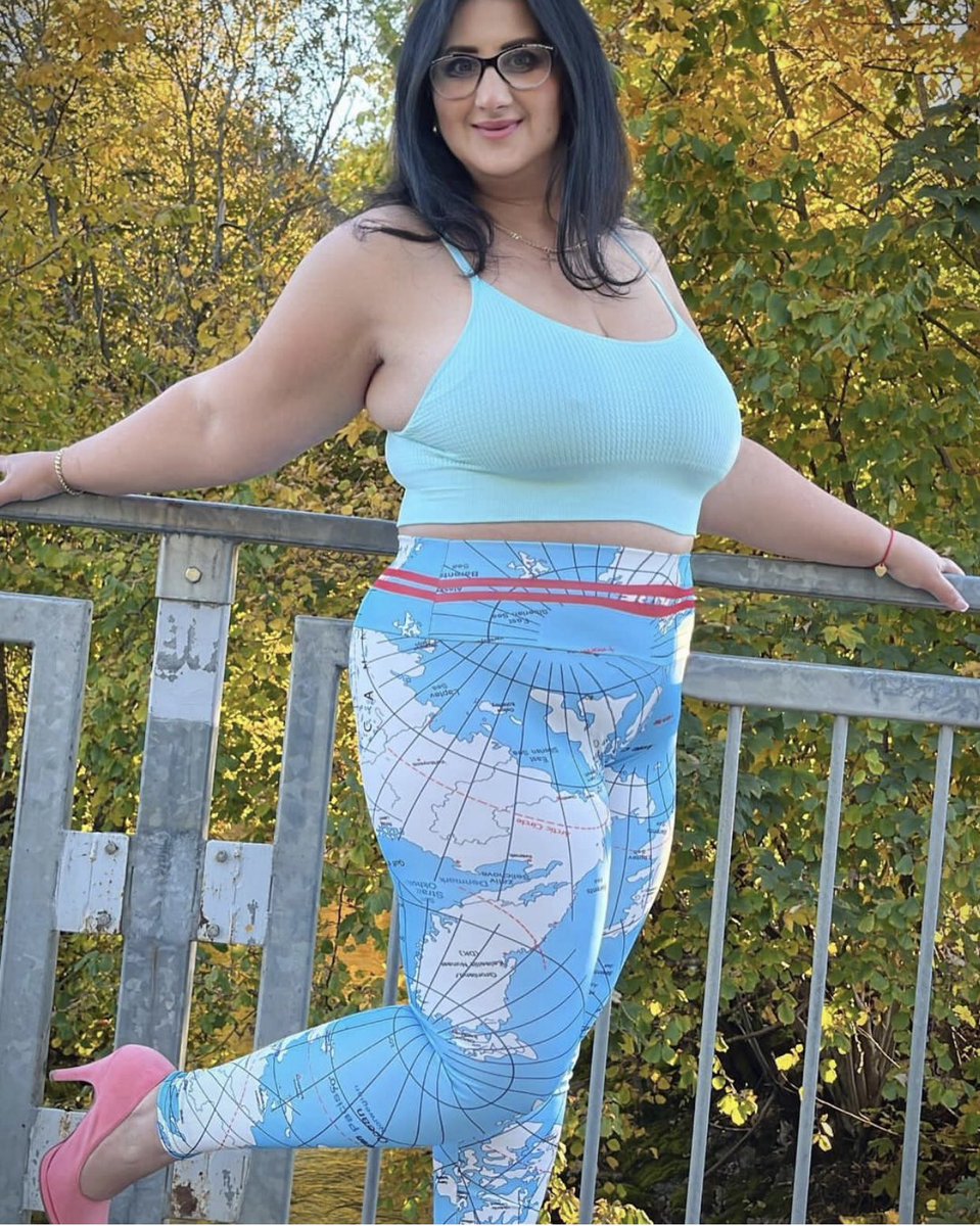 SissyMycurves's tweet photo. https://t.co/CBh8i2EawZ
