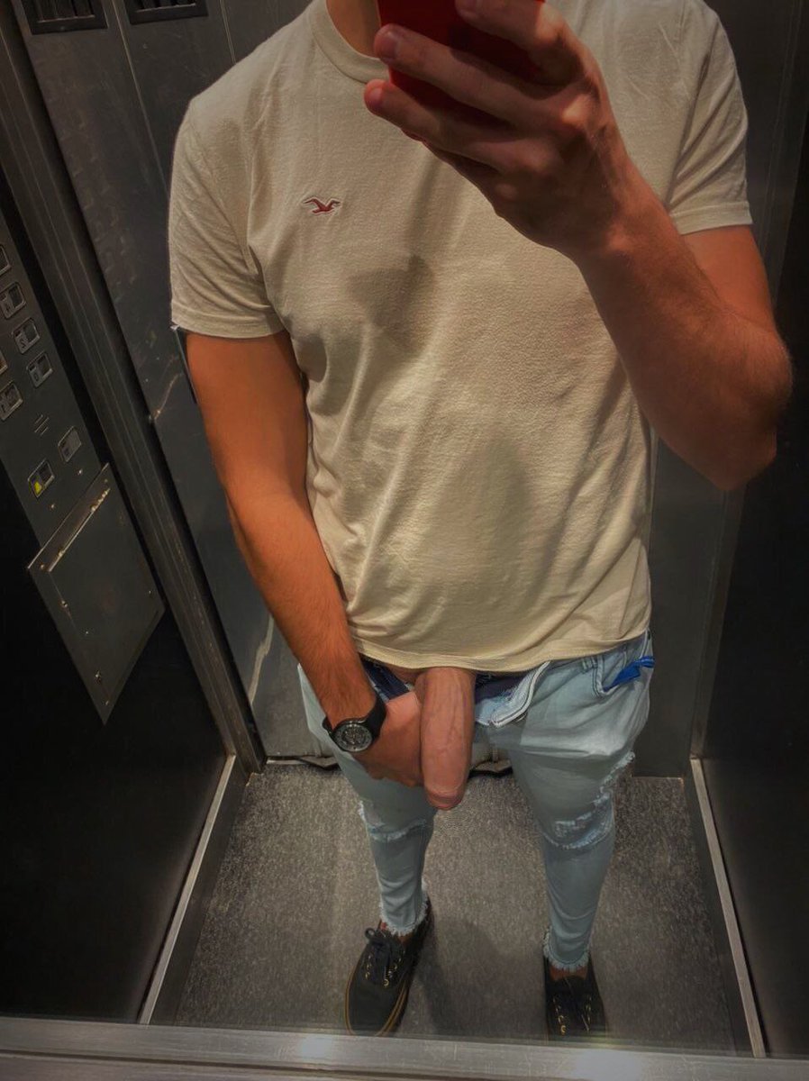 JugJoneshead18's tweet photo. ͏ ͏ 
⠀⠀
⠀⠀⠀ alguém ai quer sair? Tédio #ss
⠀ https://t.co/7uH4b5loGn
