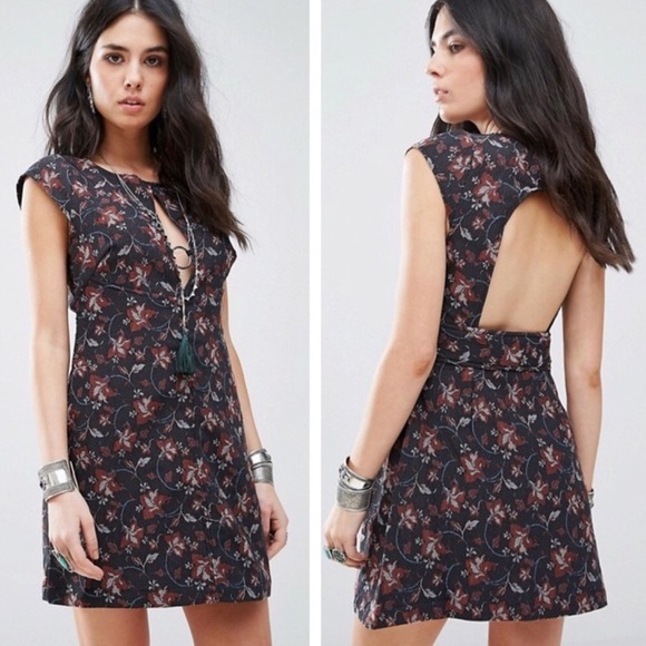 YourBondhu's tweet photo. So good I had to share! Check out all the items I'm loving on @Poshmarkapp #poshmark #fashion #style #shopmycloset #freepeople #youngfabulousbroke: https://t.co/mzEdPlr6Hd https://t.co/QeMhbIZI8f