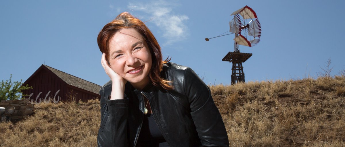 ClimateSenators's tweet image. We were honoured to host renowned climate scientist and author, @KHayhoe, this morning. We learned so much from her about how to tackle #ClimateDisinformation and communicate about climate change effectively. We are deeply grateful, Dr. Hayhoe!