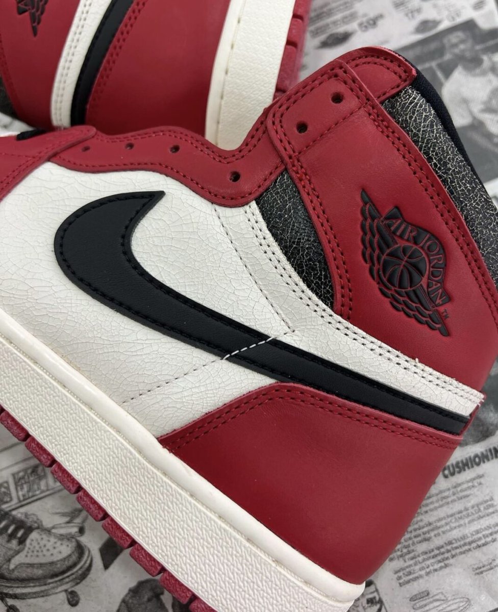 shoeengine's tweet photo. JUST ADDED:
Air Jordan 1 High OG GS Chicago "Lost &amp; Found" - FD1437-612

https://t.co/sxyGBfozgR   #ad https://t.co/kq6fxWteaJ