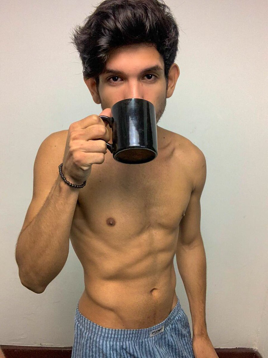 oSurfDOT's tweet photo. 📸 Café zinho da tarde ☕️ ♥️ https://t.co/cpM5Fha1ww