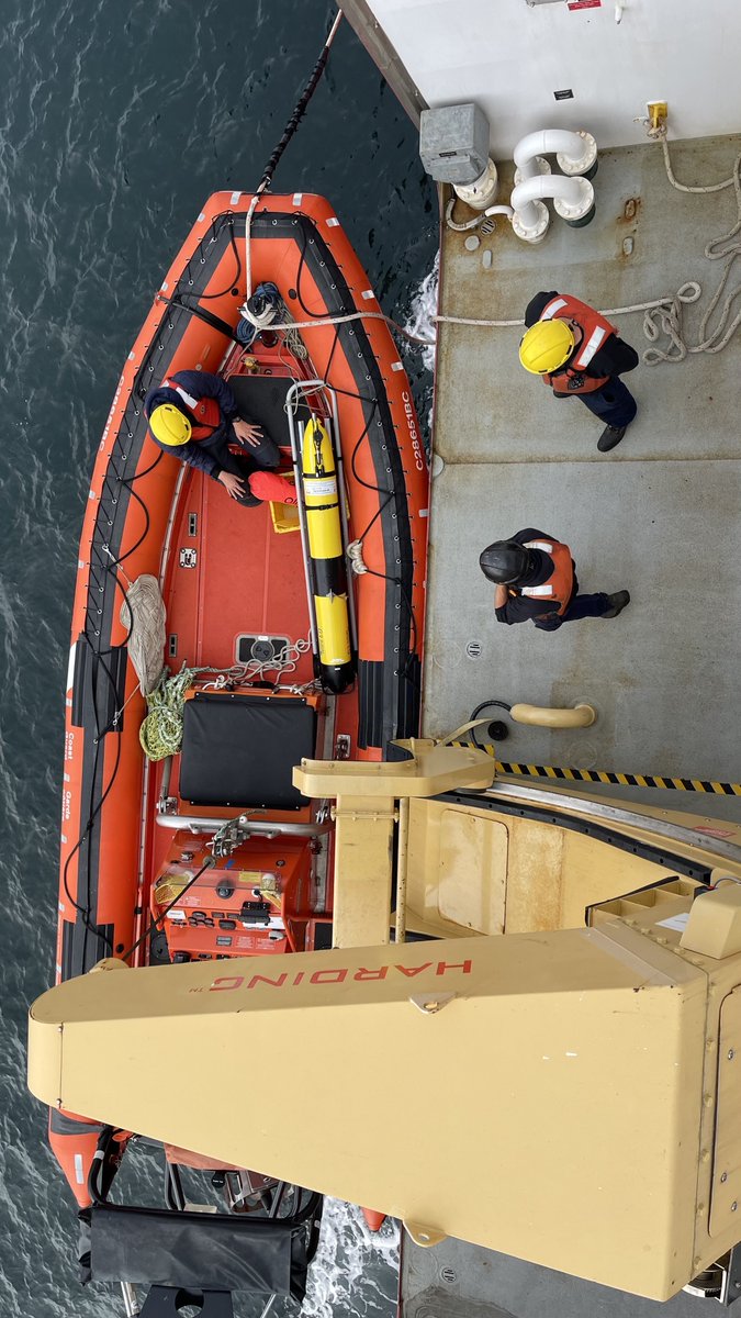 cproof_uvic's tweet photo. Marvin was deployed off the coast of Haia Gwaii!  He traveled down the coast of these remote islands, collecting valuable oceanographic information on proposed marine protected areas, and along the #SWOT altimetry track. @CHN_HaidaNation @ParksCanada @DFO_Pacific @UVicResearch https://t.co/r8hRMZzNsU
