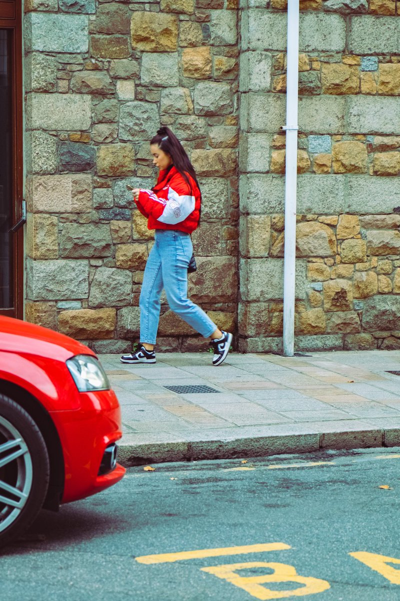 jerome_decanter's tweet photo. 🟥 R E D! Having a bit fun looking for matching colours in the street of St. Helier, Jersey 🇯🇪 
#jerseychannelislands #jerseyci #jerseysthelier #sthelierjersey #streetphotography #theislandbreak #fujifilmxt3 #fujilovers #matchingcolours #red https://t.co/Dlt5QC4GLP