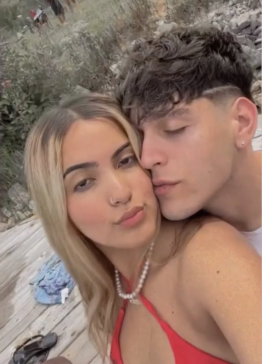 ivankodcerro's tweet photo. hace un poco más de un año nunca pensaba llegar a esto con alguien

Me cambiaste la forma de ver las cosas en muchos sentidos, te amo bebe felices 8 meses❤️ https://t.co/UUCxbkoMpi