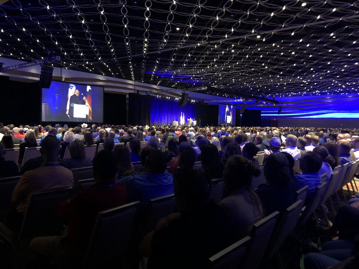 TML_Texas's tweet image. A full house for the 2022 TML Conference opening session with @DrRickRigsby #TMLAC2022