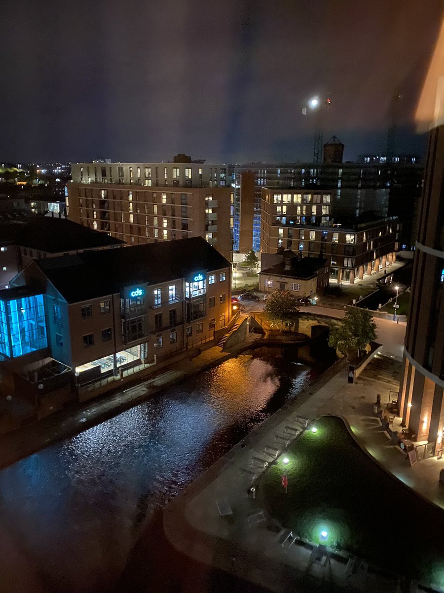 Been too busy to tweet much recently but tonight I’m back in Leeds! Working with some of the men at <a href="/HmpLeeds/">HMP Leeds</a> tomorrow with @Emmerline76 We are coproducing a plan to help move the prison towards becoming more #traumainformed Excited to be contributing on behalf of <a href="/WYpartnership/">West Yorkshire Health and Care Partnership</a>