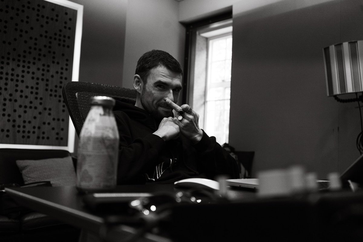 TheEscvpe's tweet photo. The rebirth is imminent.

📸 @saravieira_x https://t.co/m779tW3LNJ
