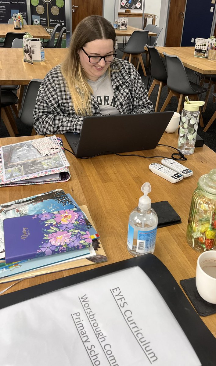 Fab day sharing ideas with nursery teachers across the trust. Was great to discuss the new curriculum documents and seeing how these work for our youngest learners in schools 😁