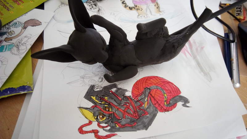 rivalmit's tweet photo. big eared creature appers. (WIP #15 Bat kitty with Yarn) https://t.co/c4hTEkAAGa #bat #kitty #batkitty #art #sculpture #ef26 #eurofurence #yaen #play https://t.co/5IcD7Y4A75