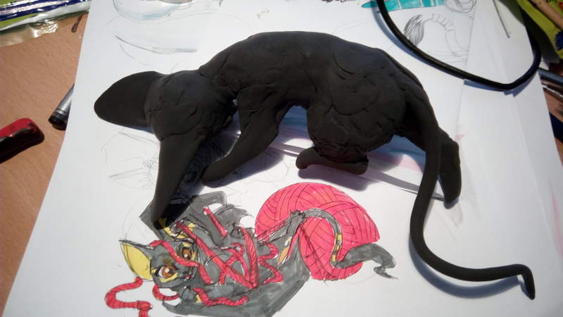 rivalmit's tweet photo. big eared creature appers. (WIP #15 Bat kitty with Yarn) https://t.co/c4hTEkAAGa #bat #kitty #batkitty #art #sculpture #ef26 #eurofurence #yaen #play https://t.co/5IcD7Y4A75