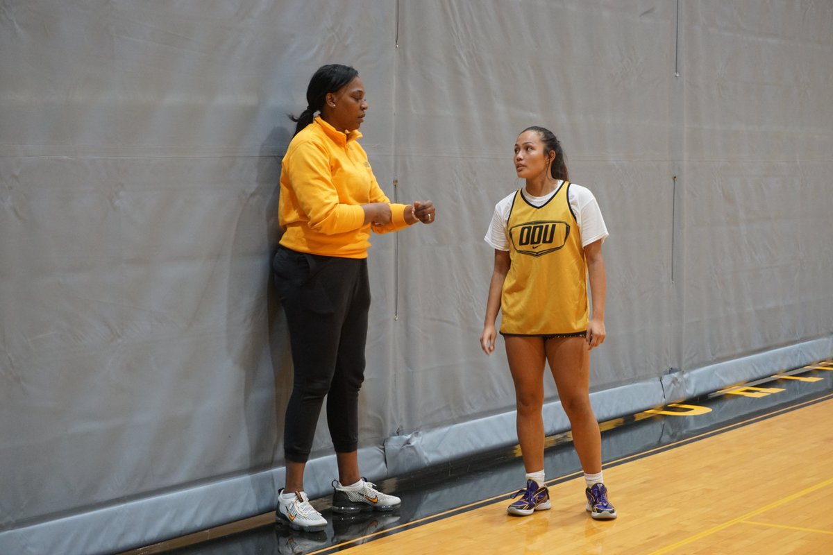 WStimageMedia's tweet photo. Gotta chance to see @ODUPANTHERS_WBB putting in that work🏀🗑️ https://t.co/5TQWoOlI3e