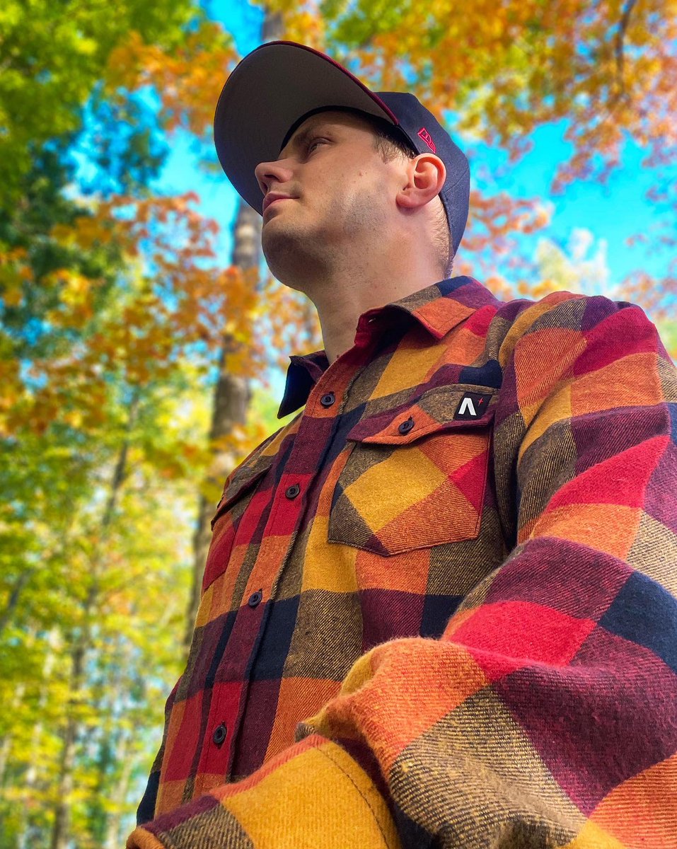 NobleNorthCo's tweet image. Time to bust out the Fall flannel! 🍂🌾🍁
.
Autumn Trails - Flannel Shirt 🍂🥾🍁
.
Limited Edition. Once they’re gone, they’re gone! ⏳✌️
.
Release Date: Oct 6, 2022 - 3:30pm EST (VIP - 3pm EST) ⏰ 
.
#NobleNorth #flannelseason #fallflannel #autumn #autumncolours #canadianfall