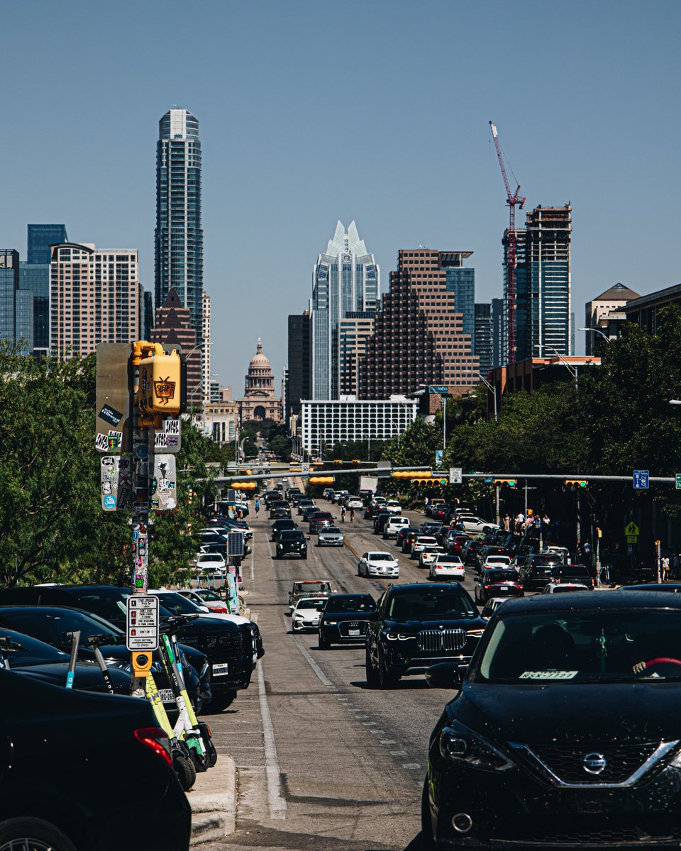 six33studios's tweet photo. Austin, TX 😍 Definitely going back

#austintexas #citylimits #streetphotography https://t.co/787ZeItPxe