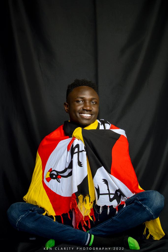 YoBoyKen_Ug's tweet photo. Mandem๐
Come for your Independence shoots at Ken Clarity Photography studio at KKT plaza room number B 302...@FameOfficial29 just did his.
#Independenceug
#photography #photographer #PhotographyIsArt
๐ท๐ธ @YoBoyKen_Ug https://t.co/m3pSYBN1Il