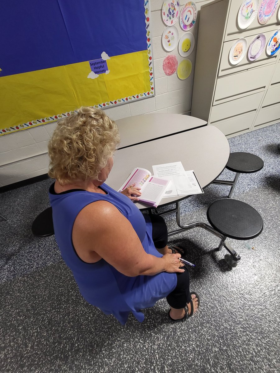 hmjensen31's tweet photo. #larson455 staff is doing the good work with The Gift of Story @MrSchuReads as we delve deeper into Story as Healer! Amazing work! https://t.co/8D9mqHauZM