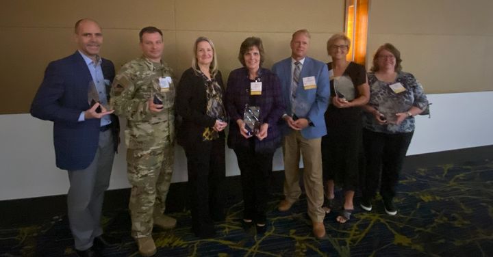 MercyOne_Iowa's tweet photo. Congratulations to seven MercyOne colleagues who were recently honored by the @iowahospital (IHA) as “Hospital Heroes” during IHA’s Annual Meeting. 

Read the full release here! > https://t.co/xfMIlzcazP https://t.co/otbwzAcKnP