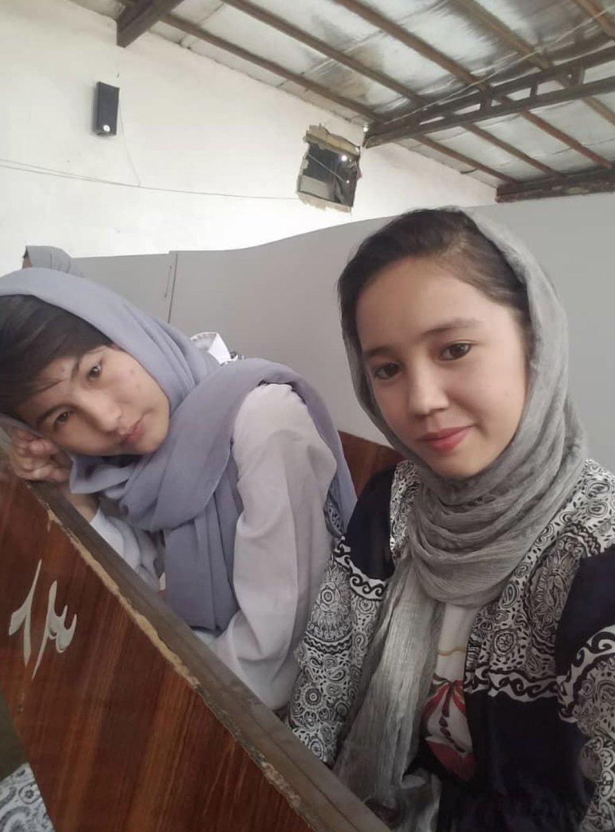 Afghanlivematte's tweet photo. The last selfie that they took!
It was their last selfie and after that a deadly suicide attack happened and led to ruin their family life!
#StopHazaraGenocide https://t.co/fxVzdWWwnn