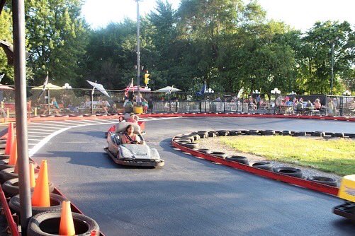Zigesfunland's tweet photo. Check out some of our recent group outings such as Thrivent Financial! 
Looking for your own outdoor event space? Call Zig-E's at 219-558-0596 or email zigesevents@gmail.com to book your group outing today!  #ZigesFUN https://t.co/dbA73zh9Pp