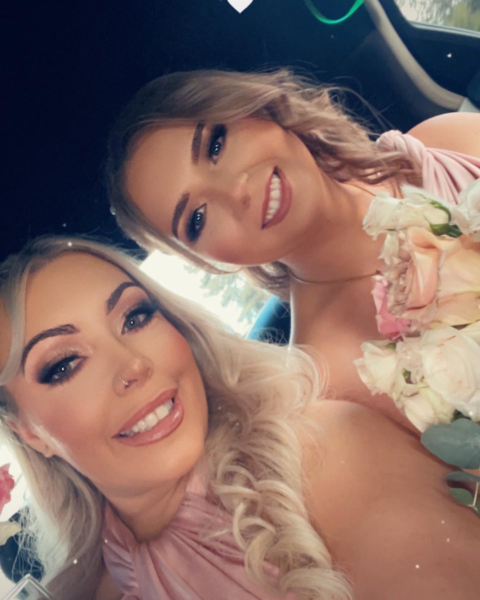 Tcm1805's tweet photo. Wedding spam cause I am still on cloud 9 from the best wedding 🤍 @broganbeth_ @_Lcummings https://t.co/FaCkkTJVfY