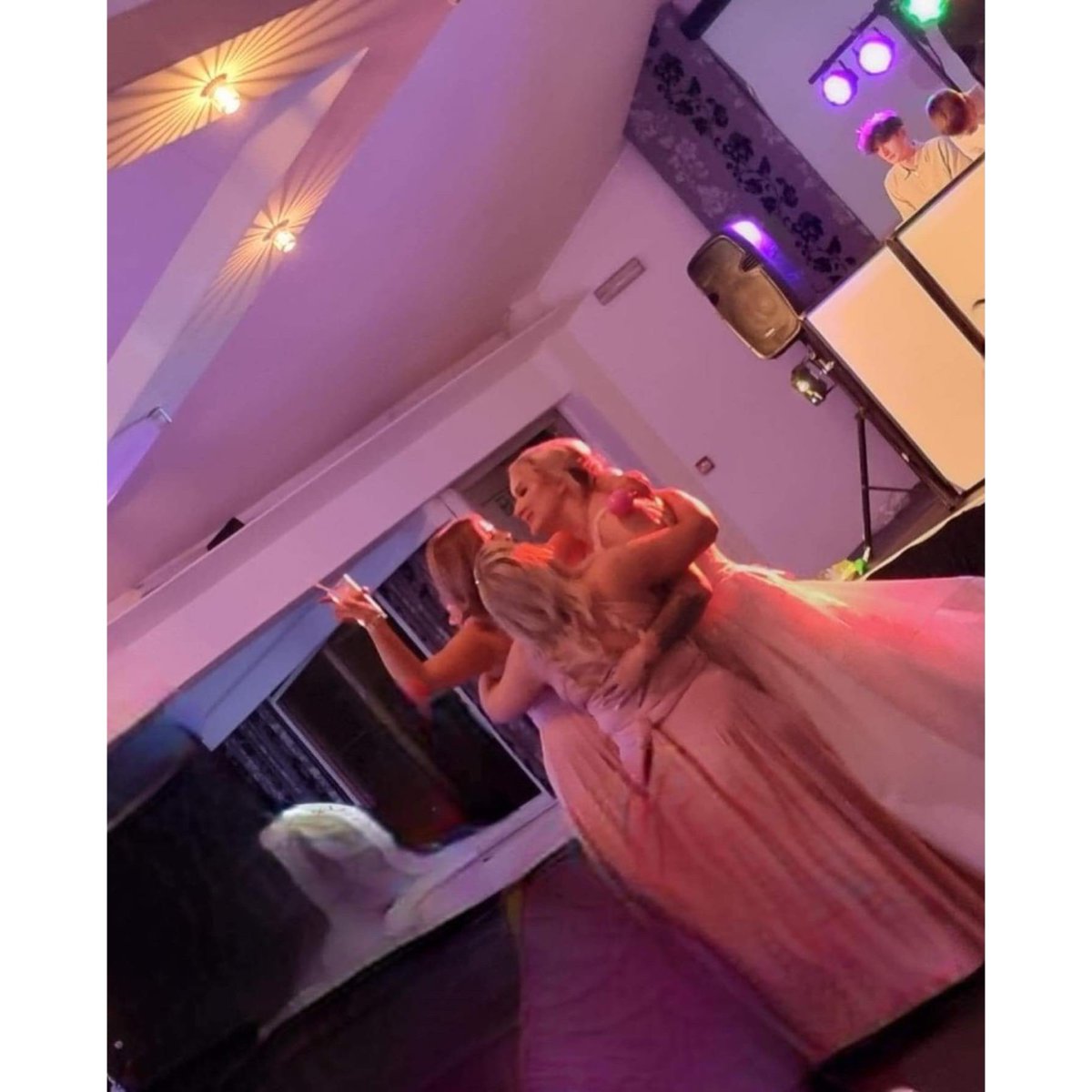 Tcm1805's tweet photo. Wedding spam cause I am still on cloud 9 from the best wedding 🤍 @broganbeth_ @_Lcummings https://t.co/FaCkkTJVfY