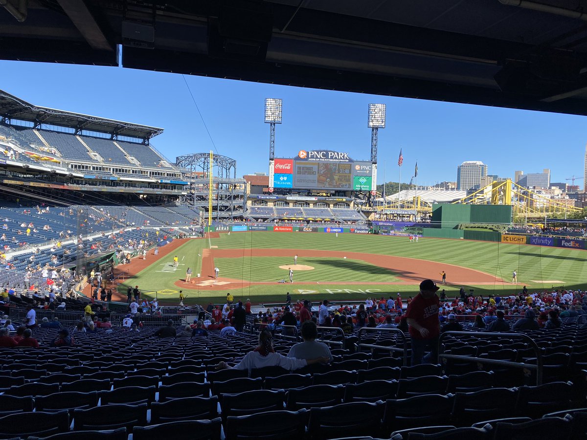 GaryMinnaert's tweet photo. Last game of the season for the Pirates. Down by 2 already.
#LetsGoBucs https://t.co/ClXC7INgEw