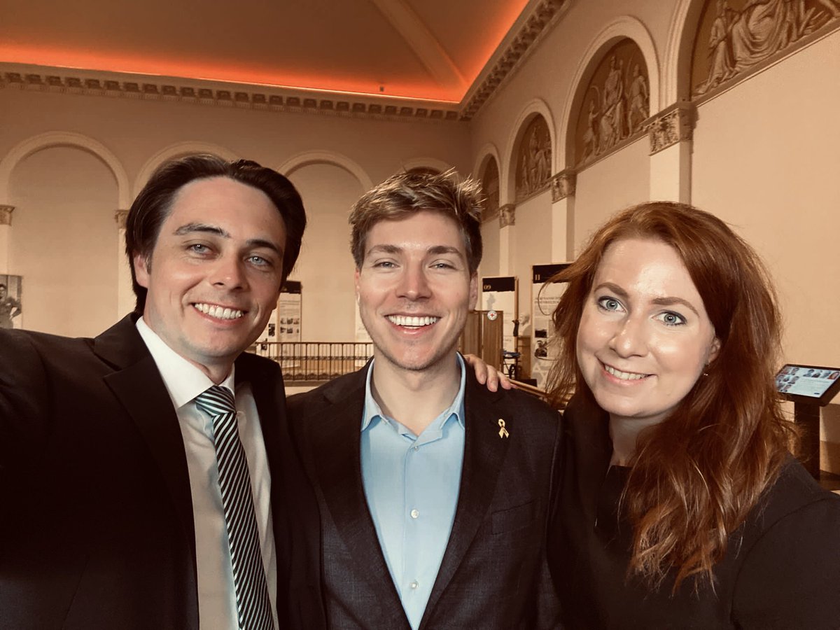 Felix M. Hauffe (@fmh_eu) on Twitter photo Sicherheitspolitik. So lange vernachlässigt - so wichtig heute. Seit 70 Jahren setzt sich die Gesellschaft für Sicherheitspolitik <a href="/GSPSipo/">Gesellschaft für Sicherheitspolitik e.V. (GSP)</a> für politische Bildung und Freiheit in Sicherheit ein. Happy Birthday und auf weitere 70+ Jahre! // <a href="/GSP_Brussels/">GSP-Brüssel</a> <a href="/JungeGSP/">JungeGSP</a> Sicherheitspolitik. So lange vernachlässigt - so wichtig heute. Seit 70 Jahren setzt sich die Gesellschaft für Sicherheitspolitik <a href="/GSPSipo/">Gesellschaft für Sicherheitspolitik e.V. (GSP)</a> für politische Bildung und Freiheit in Sicherheit ein. Happy Birthday und auf weitere 70+ Jahre! // <a href="/GSP_Brussels/">GSP-Brüssel</a> <a href="/JungeGSP/">JungeGSP</a>