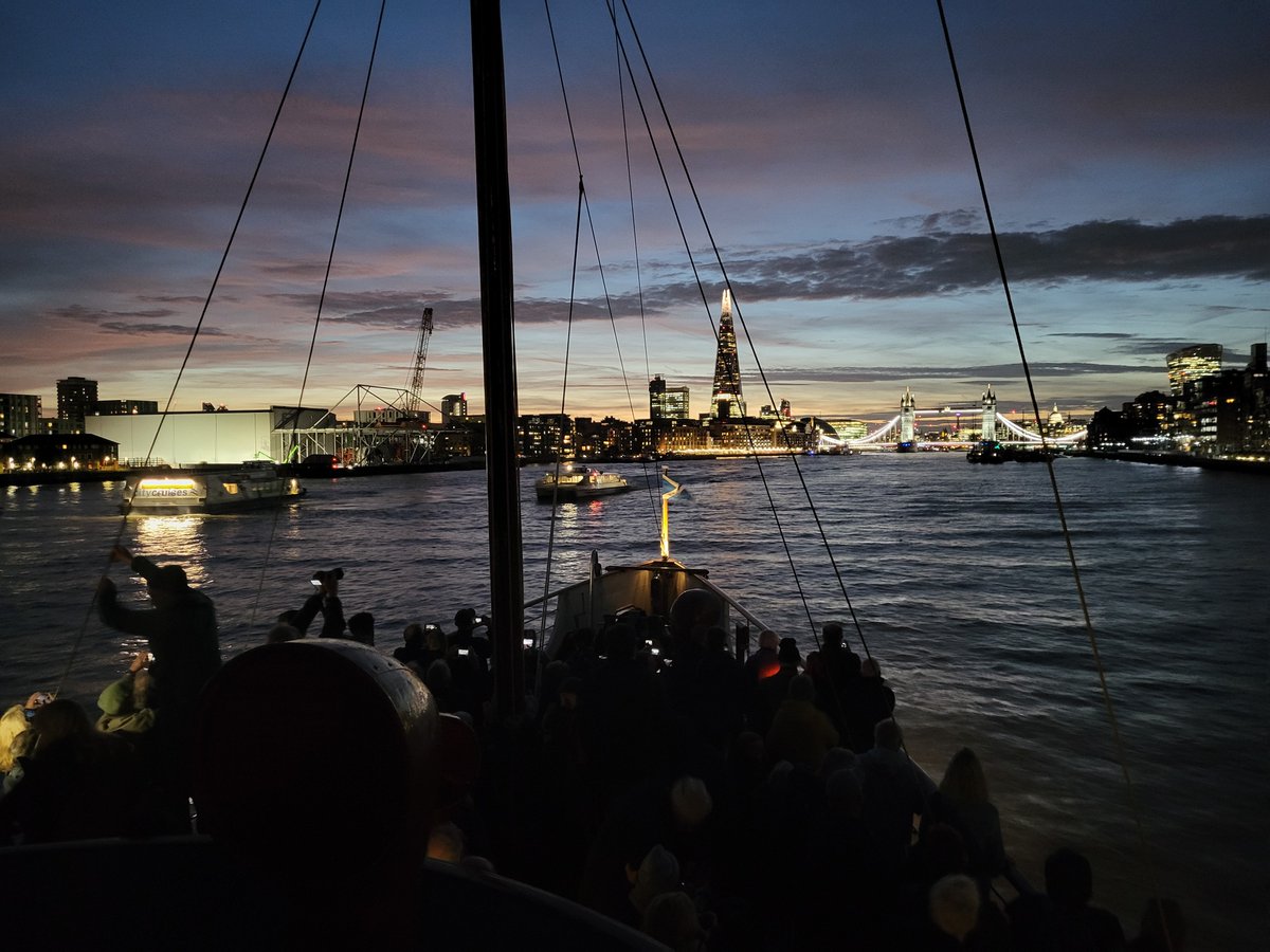 dom0781's tweet photo. Don't think this view will ever get boring @PS_Waverley 
#towerbridge #theshard #london #Riverthames #pswaverley https://t.co/NxbKBxgHF8