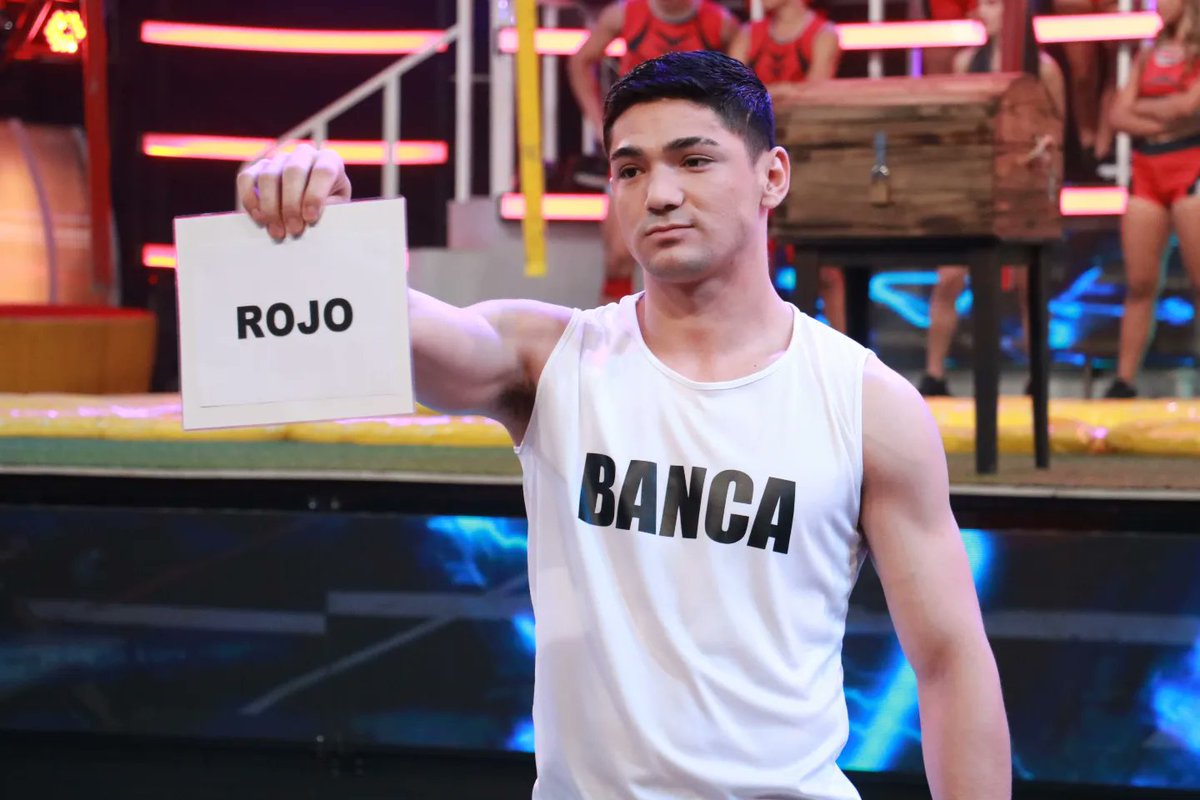 Calle_7PY's tweet photo. ¡Por el día de hoy! 👏🏼

#SantiC7 compite por el #AmarilloC7 🟡 y #MilderC7 por el #RojoC7 🔴

#NosVemos en @calle7py 📺🔥 https://t.co/qpBXikmGPz
