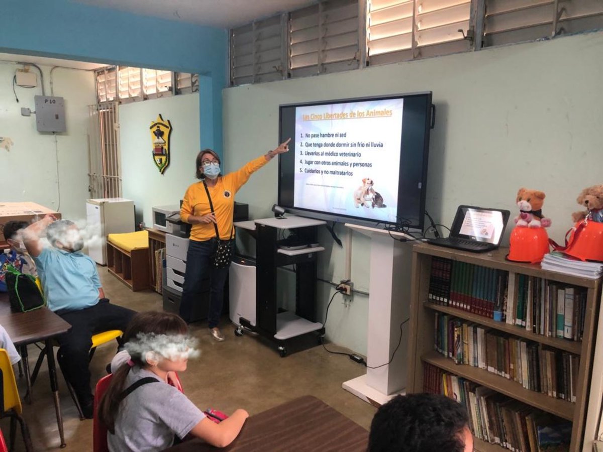 MOSPBA11's tweet photo. #CharlaEducativa Escuela Carmen Benitez, Las Piedras 2do a 4to grado
Gracias a nuestras compaรฑeras
Francรฉs #MOSPBA y Enid #LoveForPaws
#BienestarAnimal https://t.co/MSCAitHKDu